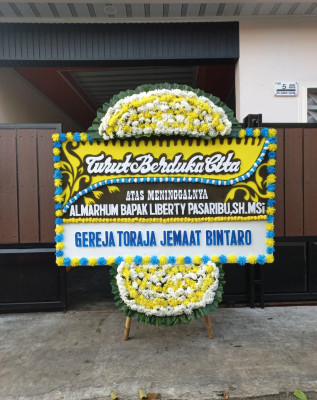 Papan Bunga Duka di Limau Manis